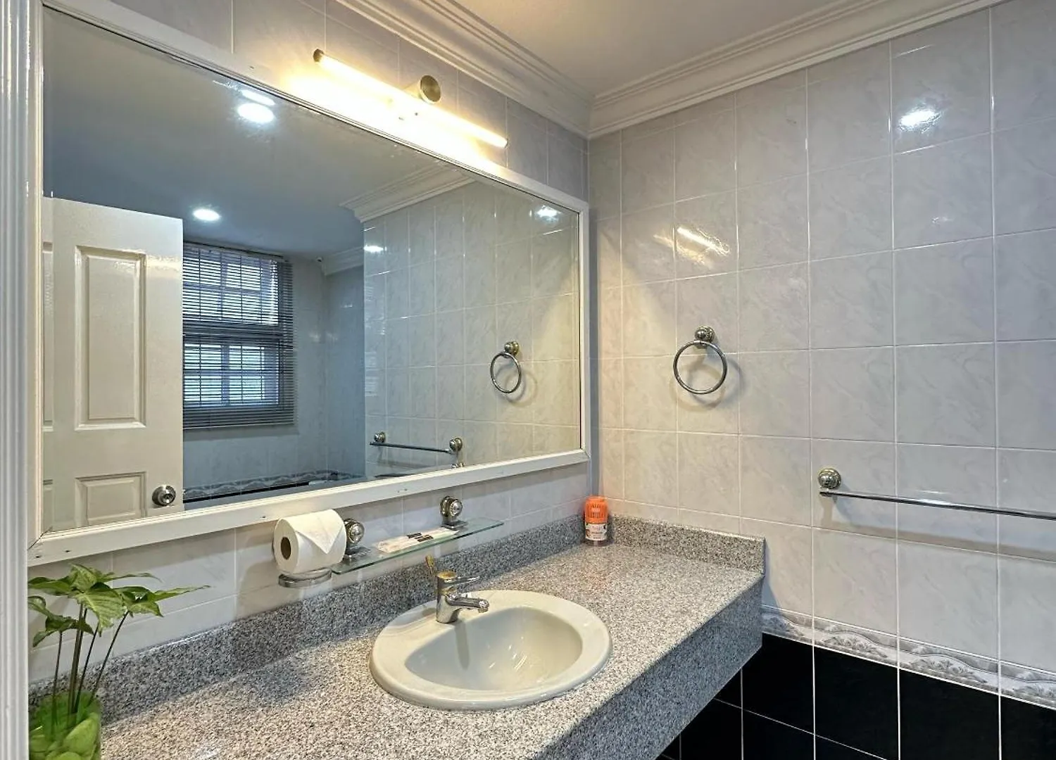 בית אירוח Jelutong Melon Resort